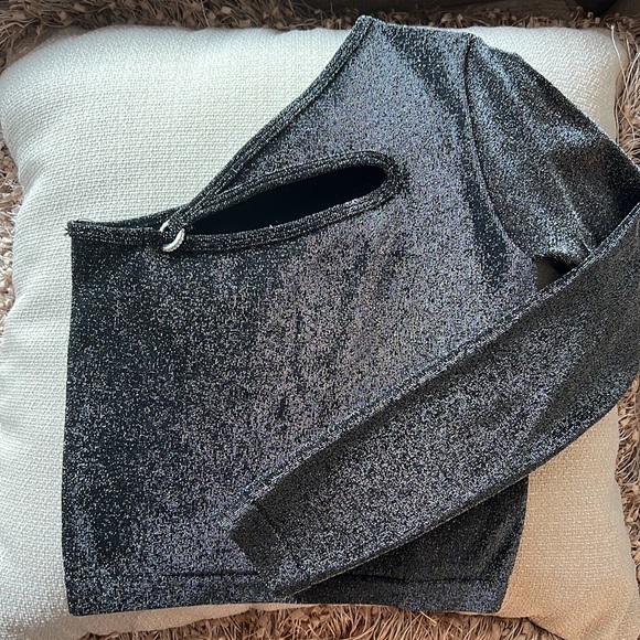 ASYMMETRICAL TOP WITH METALLIC THREAD - Picture 3 of 5